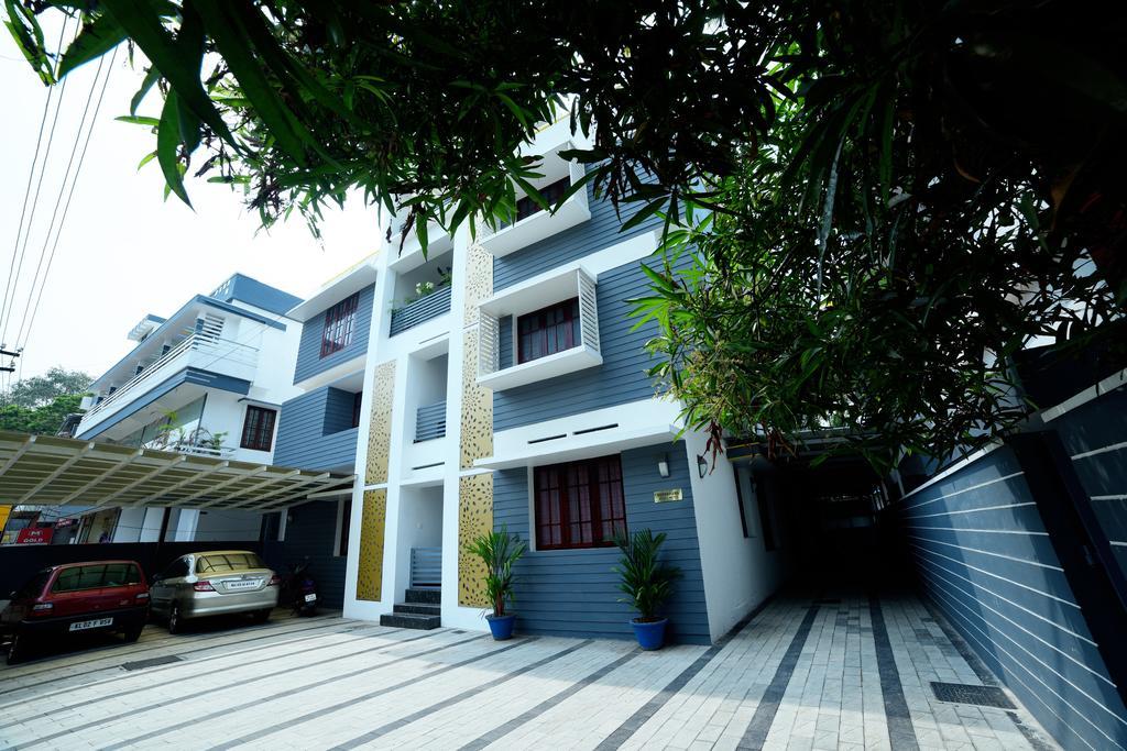 Beersheba Three Bed Room A/C Apartments Thiruvananthapuram Eksteriør bilde