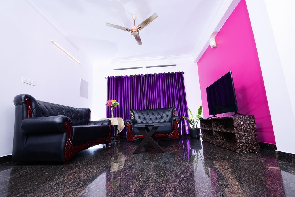 Beersheba Three Bed Room A/C Apartments Thiruvananthapuram Eksteriør bilde