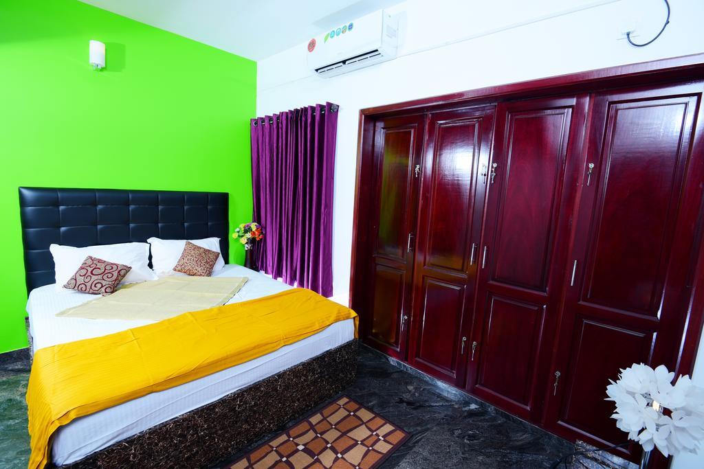 Beersheba Three Bed Room A/C Apartments Thiruvananthapuram Eksteriør bilde
