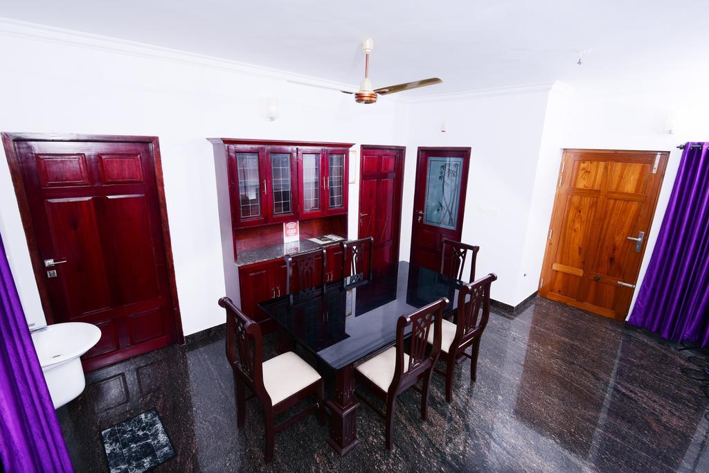 Beersheba Three Bed Room A/C Apartments Thiruvananthapuram Eksteriør bilde
