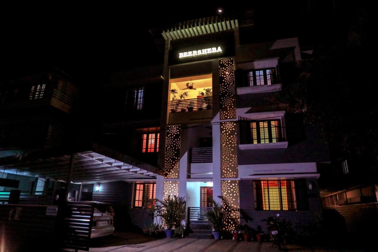 Beersheba Three Bed Room A/C Apartments Thiruvananthapuram Eksteriør bilde