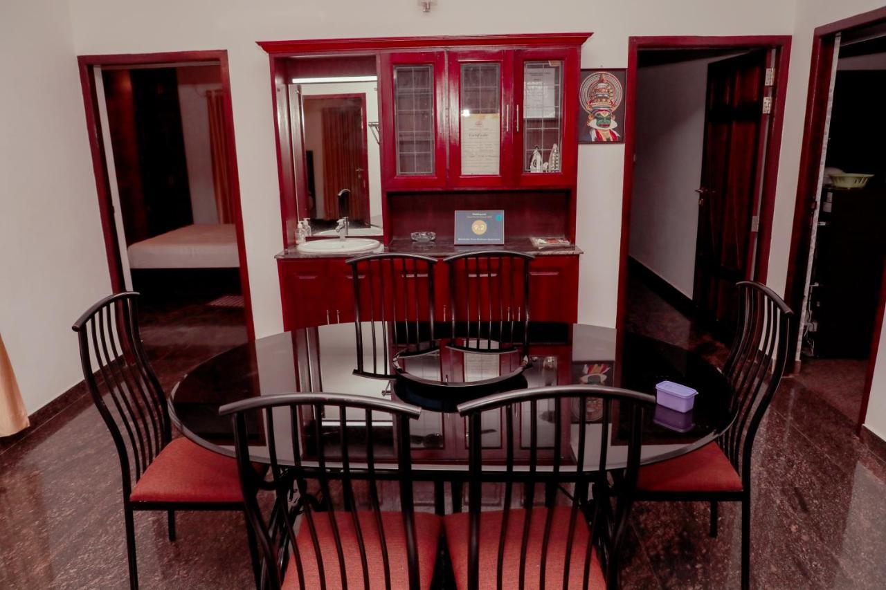 Beersheba Three Bed Room A/C Apartments Thiruvananthapuram Eksteriør bilde