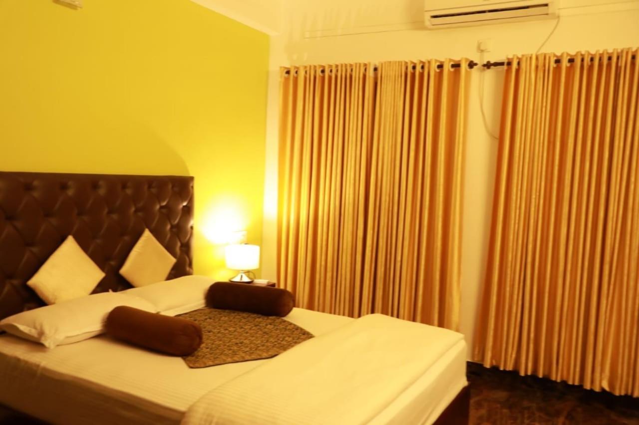 Beersheba Three Bed Room A/C Apartments Thiruvananthapuram Eksteriør bilde